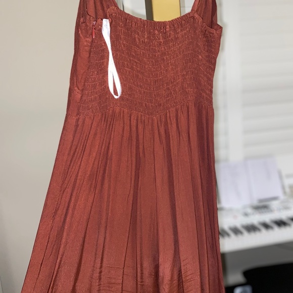 Wide leg burgundy jumpsuit - Picture 4 of 5